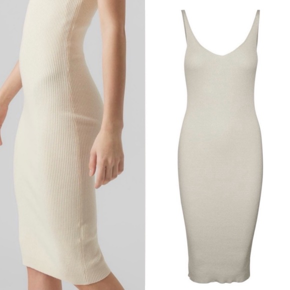 Sleeveless Rib Body-Con Dress - Picture 2 of 3